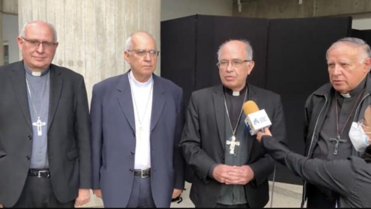Obispos venezolanos: desconocer la voluntad popular es 'ilegal y éticamente inaceptable' Obispos venezolanos: desconocer la voluntad popular es 'ilegal y éticamente inaceptable'