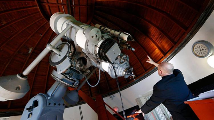 Observatorio Vaticano: una 'herramienta matemática' esclarece los inicios del Big Bang Observatorio Vaticano: una 'herramienta matemática' esclarece los inicios del Big Bang
