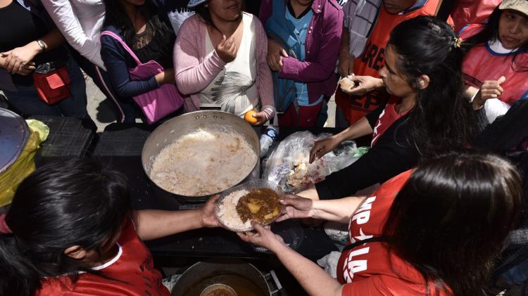 Según el Observatorio de la UCA, más de 18 millones de argentinos son pobres Según el Observatorio de la UCA, más de 18 millones de argentinos son pobres