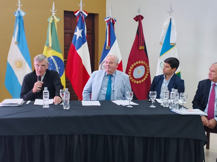 Orán: Mons. Scozzina participó en la presentación del Corredor Bioceánico Capricornio Orán: Mons. Scozzina participó en la presentación del Corredor Bioceánico Capricornio