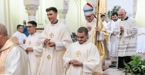 Ordenación de tres nuevos sacerdotes rosarinos Ordenación de tres nuevos sacerdotes rosarinos