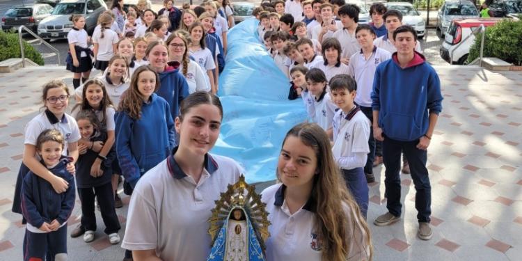 Pacto Educativo Argentino: el tiempo de escucha a las nuevas generaciones Pacto Educativo Argentino: el tiempo de escucha a las nuevas generaciones