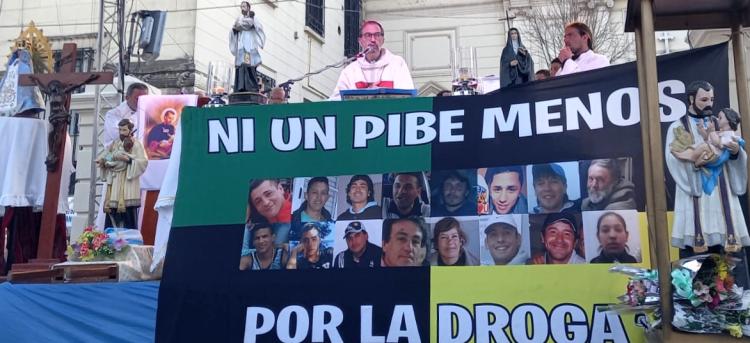 Padre Di Paola: "Queremos un país sin droga, lleno de esperanza para los jóvenes"