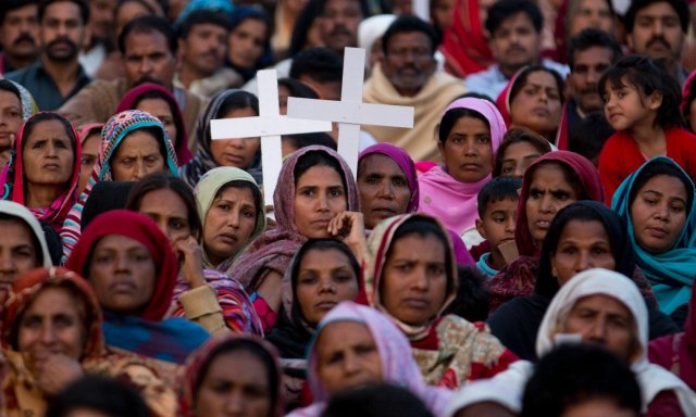 Pakistán: una viuda cristiana, violada y asesinada por no querer convertirse al islam