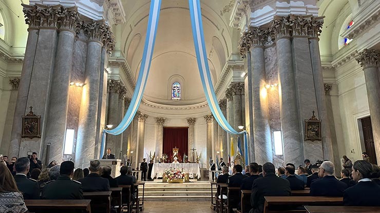 Paraná: Mons. Puiggari instó a trabajar unidos por el bien común Paraná: Mons. Puiggari instó a trabajar unidos por el bien común