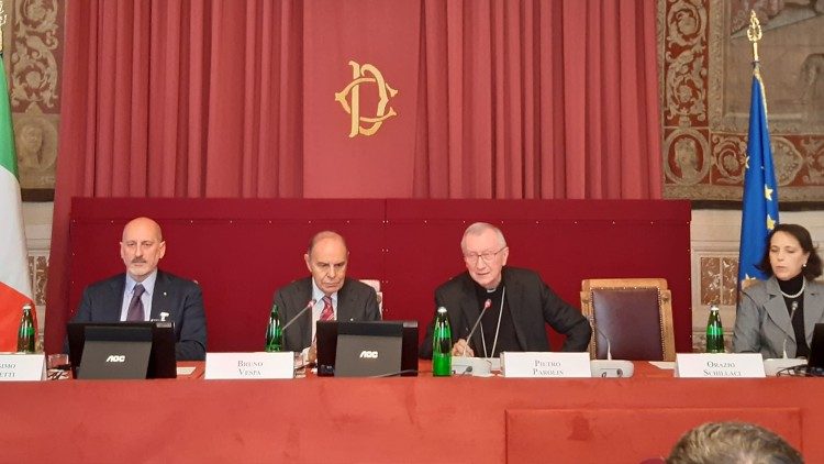 Card. Parolin: en Ucrania y Medio Oriente, se necesita fraternidad para lograr la paz