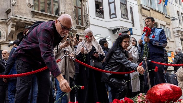 Pesar del Papa tras el atentado en Estambul Pesar del Papa tras el atentado en Estambul