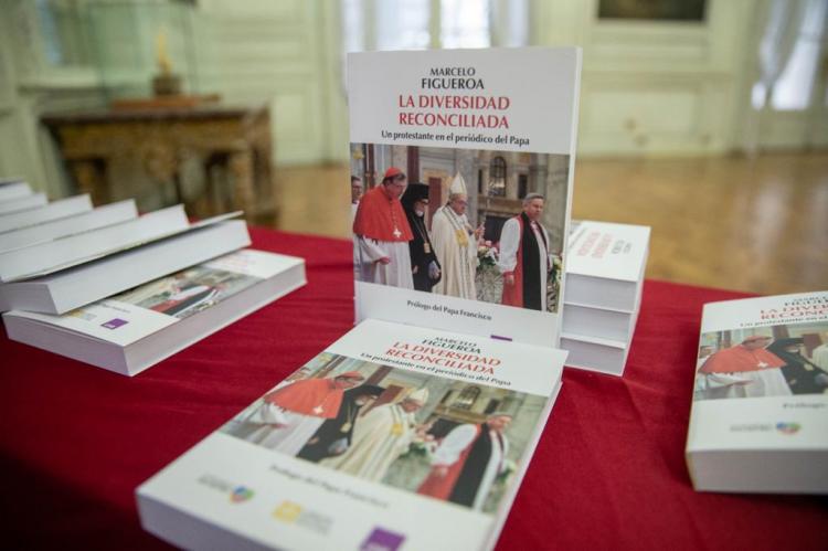 Presentaron el libro 'La diversidad reconciliada', de Marcelo Figueroa Presentaron el libro 'La diversidad reconciliada', de Marcelo Figueroa