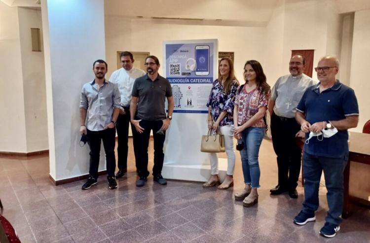 Presentaron la nueva audio guía inteligente para la catedral de La Plata Presentaron la nueva audio guía inteligente para la catedral de La Plata