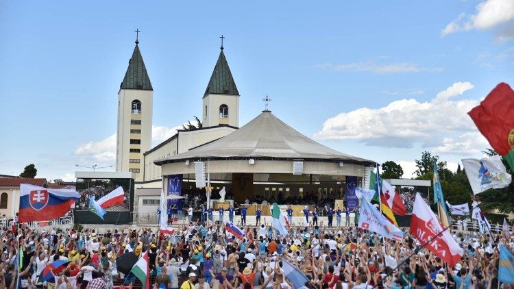 'Proclamen el Evangelio con valentía', alentó el Papa a los jóvenes en Medjugorje 'Proclamen el Evangelio con valentía', alentó el Papa a los jóvenes en Medjugorje