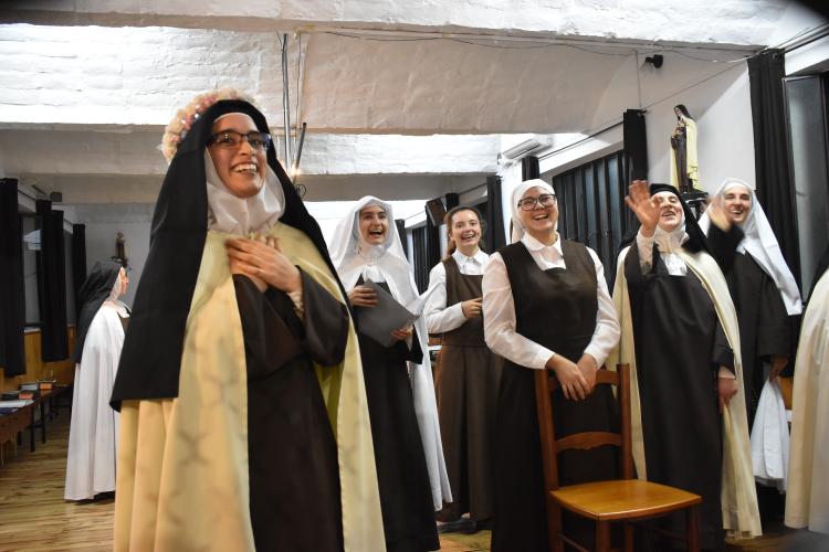 Profesión solemne de una Carmelita Descalza en Lomas de Zamora Profesión solemne de una Carmelita Descalza en Lomas de Zamora