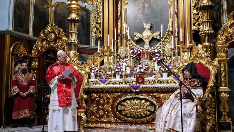 'Que el diálogo de caridad restablezca la unidad en la Iglesia', pidió el Papa
