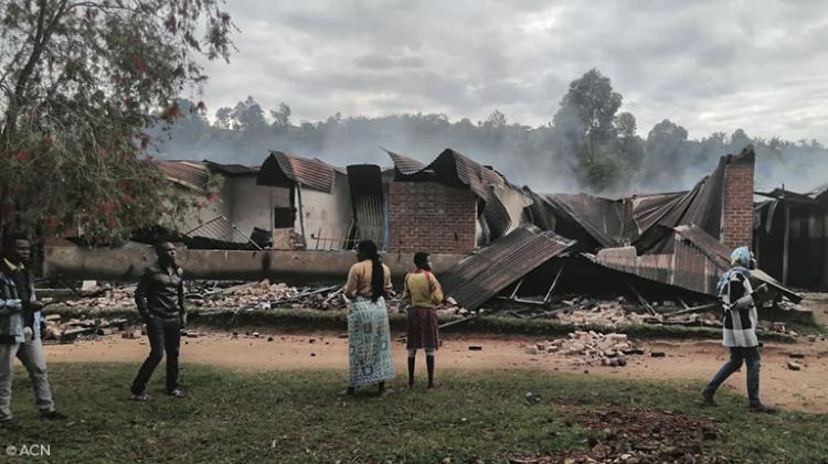 RD Congo: Masacre en una iglesia de Komanda durante una vigilia de oración RD Congo: Masacre en una iglesia de Komanda durante una vigilia de oración