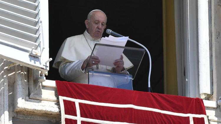 En el Regina Coeli, el Papa invitó a buscar al Resucitado en la comunidad En el Regina Coeli, el Papa invitó a buscar al Resucitado en la comunidad