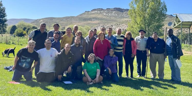Religiosos y laicos participaron de un retiro en Junín de los Andes Religiosos y laicos participaron de un retiro en Junín de los Andes