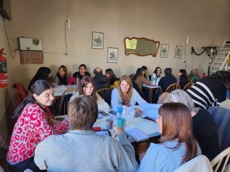 Reunión de directivos de los colegios de Nueve de Julio en Carlos Casares Reunión de directivos de los colegios de Nueve de Julio en Carlos Casares