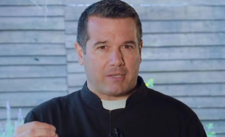 Revocan al padre Olivera Ravasi la autorización para residir en Zárate-Campana Revocan al padre Olivera Ravasi la autorización para residir en Zárate-Campana