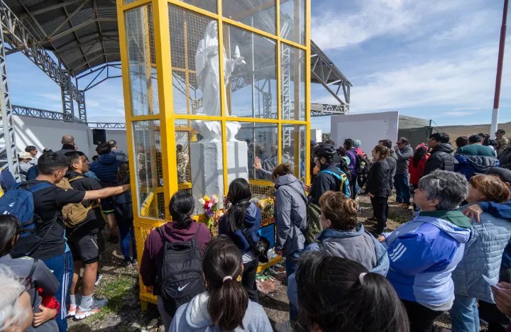 Río Gallegos: masiva participación de peregrinos a la Virgen de Güer Aike