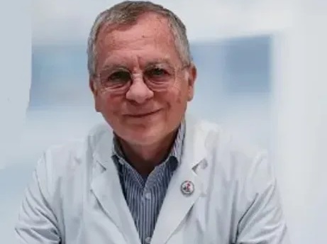 Romano: 'Un nuevo capítulo al servicio de la fe y de la medicina' Romano: 'Un nuevo capítulo al servicio de la fe y de la medicina'