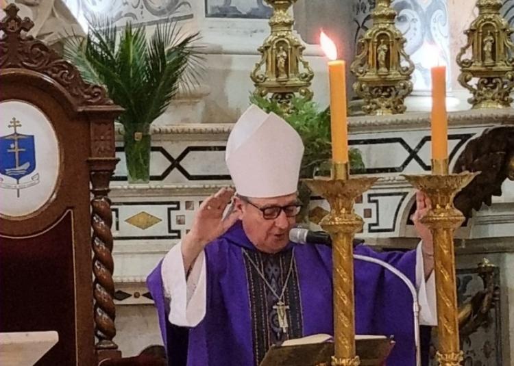 Rosario: Mons. Martín llamó a la paz y a luchar contra la 'violencia injusta e irracional' Rosario: Mons. Martín llamó a la paz y a luchar contra la 'violencia injusta e irracional'