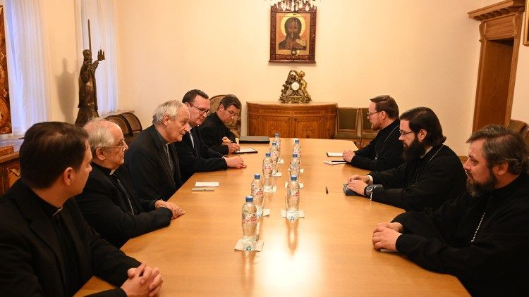 Rusia: el card. Zuppi fue recibido por el número dos del Patriarcado de Moscú Rusia: el card. Zuppi fue recibido por el número dos del Patriarcado de Moscú