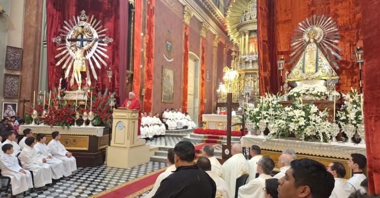 Salta: Mons. Sánchez pidió ser 'signos vivos de esperanza en nuestra Patria' Salta: Mons. Sánchez pidió ser 'signos vivos de esperanza en nuestra Patria'