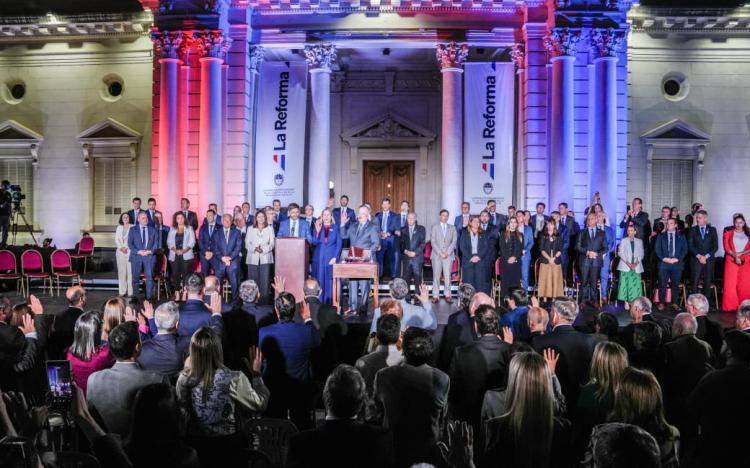 Santa Fe: obispos valoran que la nueva Constitución incluyera aportes de la Iglesia Santa Fe: obispos valoran que la nueva Constitución incluyera aportes de la Iglesia
