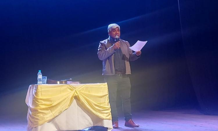 Pbro. Luis Cruz: 'Santiago, una Iglesia histórica y misionera' Pbro. Luis Cruz: 'Santiago, una Iglesia histórica y misionera'