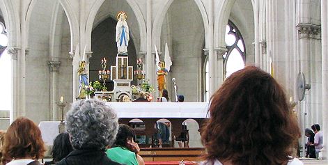 Santos Lugares celebra mañana a Nuestra Señora de Lourdes Santos Lugares celebra mañana a Nuestra Señora de Lourdes