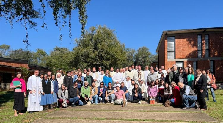 Segundo Simposio de Teología y Catequesis en Puerto Iguazú Segundo Simposio de Teología y Catequesis en Puerto Iguazú