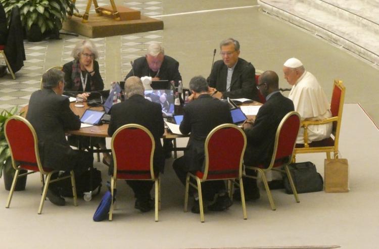 #Sínodo2024 La Iglesia busca nuevos lugares de encuentro y misión #Sínodo2024 La Iglesia busca nuevos lugares de encuentro y misión