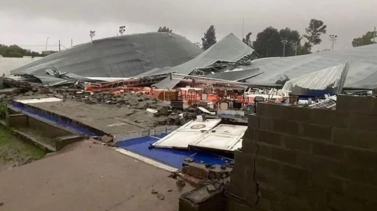 Bahía Blanca: el arzobispo animó a familiares de víctimas y damnificados