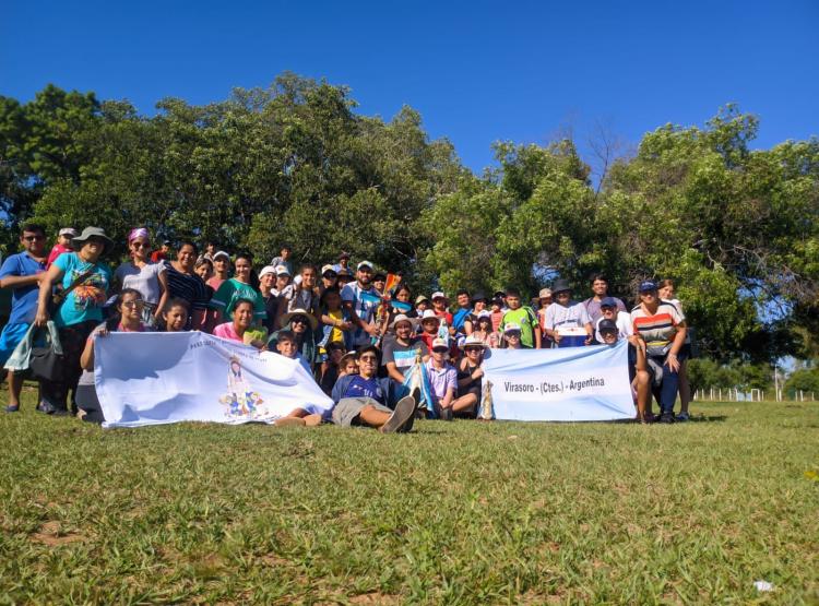 Testigos del amor de Dios en Isla Apipé Testigos del amor de Dios en Isla Apipé