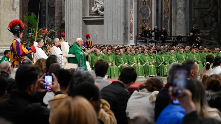 Tres argentinos entre los fieles a los que el Papa conferirá el ministerio del lectorado Tres argentinos entre los fieles a los que el Papa conferirá el ministerio del lectorado
