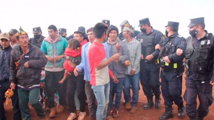 Un obispo argentino pide diálogo tras desalojo de comunidad indígena en Paraguay Un obispo argentino pide diálogo tras desalojo de comunidad indígena en Paraguay