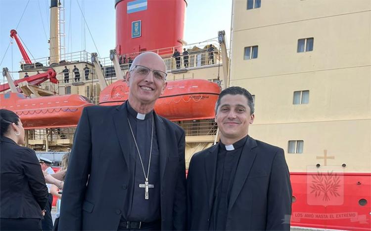 Un sacerdote argentino permanecerá todo el año en la Antártida Un sacerdote argentino permanecerá todo el año en la Antártida