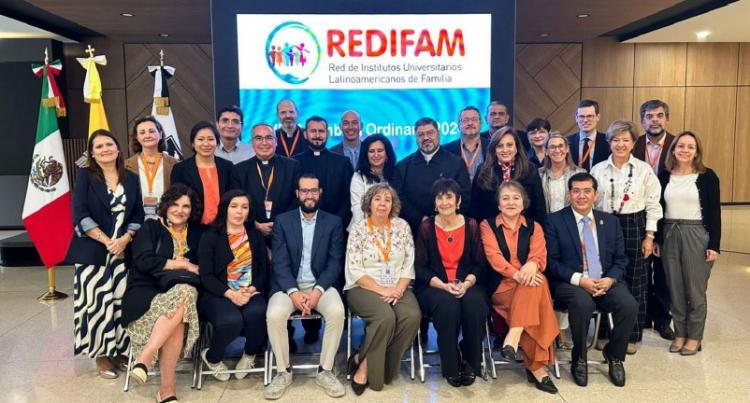 Una académica argentina es la nueva presidente de la Redifam Una académica argentina es la nueva presidente de la Redifam