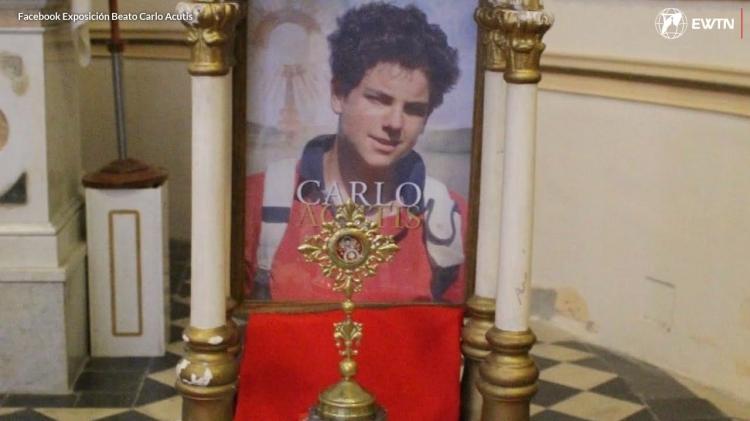 Una reliquia de Carlo Acutis y su muestra eucarística recorrerán Corrientes Una reliquia de Carlo Acutis y su muestra eucarística recorrerán Corrientes