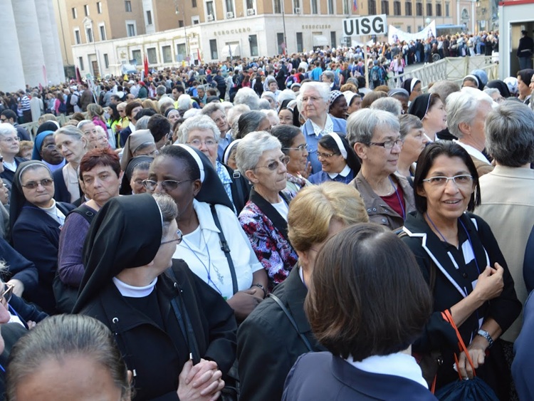 Unas 900 superioras generales de 97 países estarán en Roma los días del cónclave Unas 900 superioras generales de 97 países estarán en Roma los días del cónclave