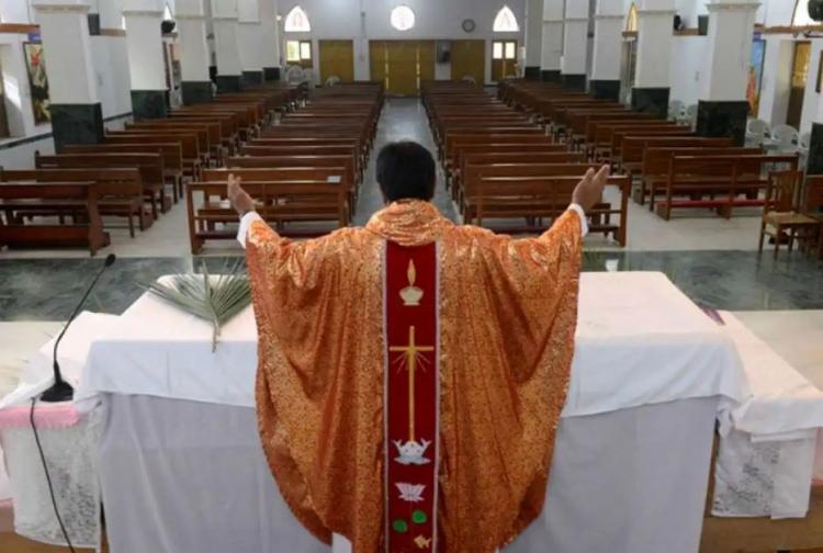 Unos 570 sacerdotes y religiosas murieron por Covid en la India