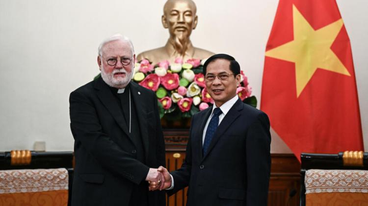El Vaticano: Mons. Gallagher realiza una visita de seis días a Vietnam