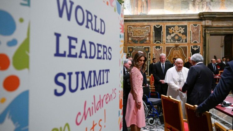 El Papa quiere escribir una exhortación apostólica dedicada a los niños El Papa quiere escribir una exhortación apostólica dedicada a los niños