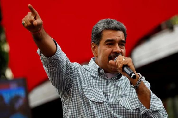 Venezuela: Maduro decreta el adelanto de la Navidad para el 1 de octubre Venezuela: Maduro decreta el adelanto de la Navidad para el 1 de octubre