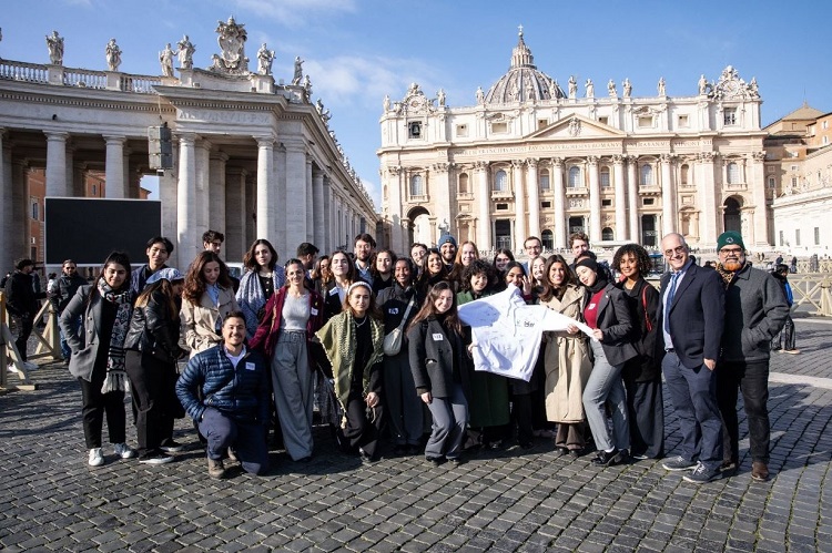 Jóvenes palestinos, israelíes y estadounidenses se reunirán en el Vaticano Jóvenes palestinos, israelíes y estadounidenses se reunirán en el Vaticano