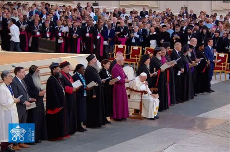 Vigilia ecuménica: 'Que Dios conceda al Sínodo el don de la fraternidad', oró el Papa Vigilia ecuménica: 'Que Dios conceda al Sínodo el don de la fraternidad', oró el Papa