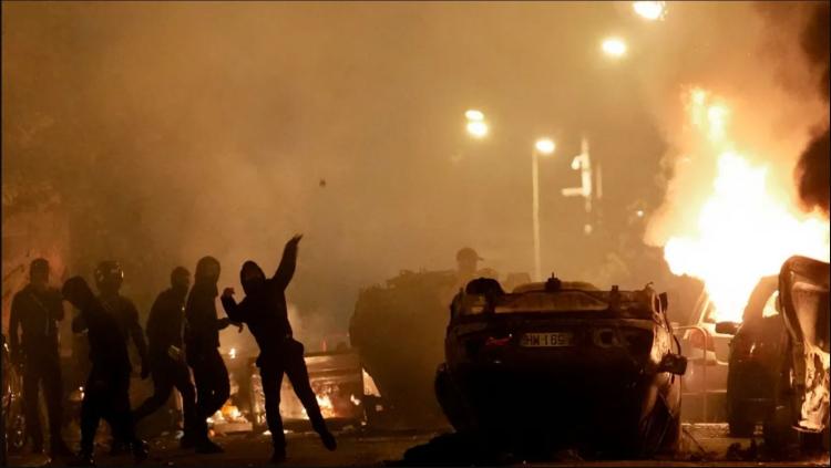 Violencia en Francia: llamado de los líderes religiosos al diálogo y la paz Violencia en Francia: llamado de los líderes religiosos al diálogo y la paz