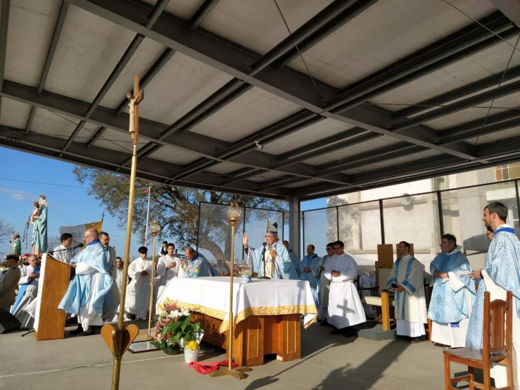 Una multitud en la celebración de los 40 años de la Virgen de San Nicolás Una multitud en la celebración de los 40 años de la Virgen de San Nicolás