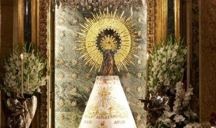 Fiesta de la Virgen del Pilar: España honró a su patrona en Zaragoza Fiesta de la Virgen del Pilar: España honró a su patrona en Zaragoza